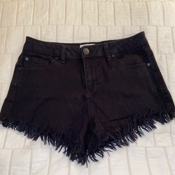 Black Frayed Shorts - Picture 1 of 4